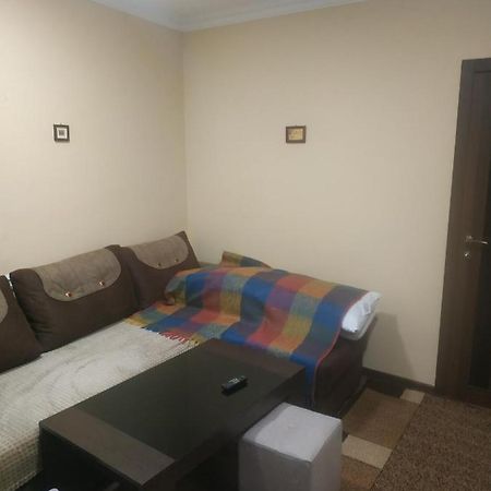 Central Lighthouse Apartment Yerevan Ngoại thất bức ảnh