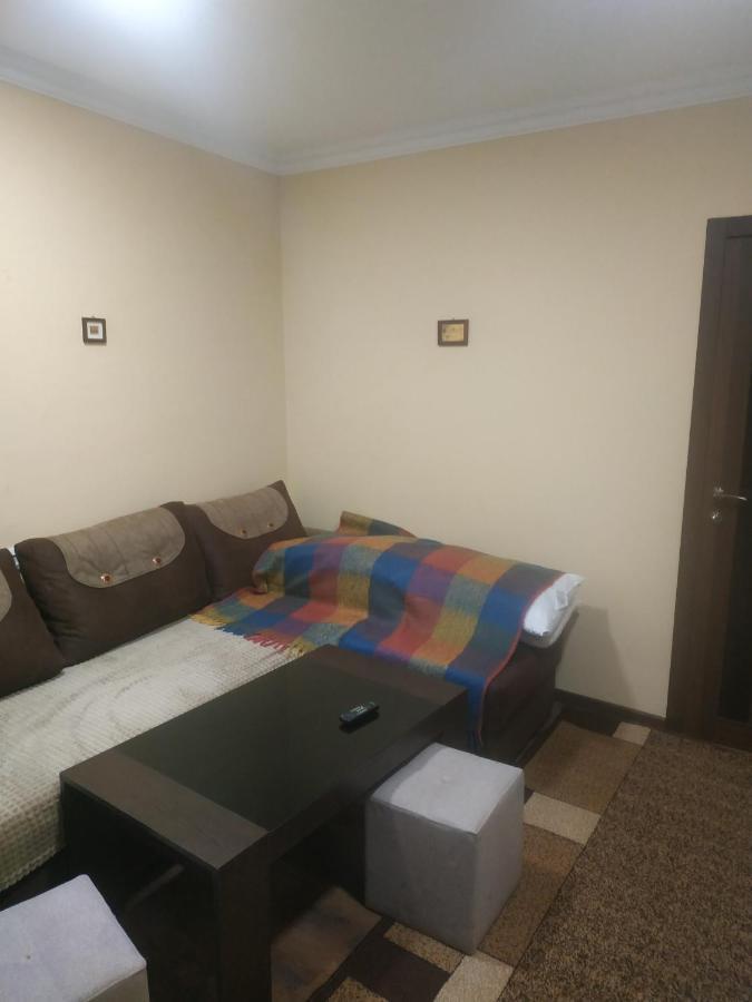 Central Lighthouse Apartment Yerevan Ngoại thất bức ảnh